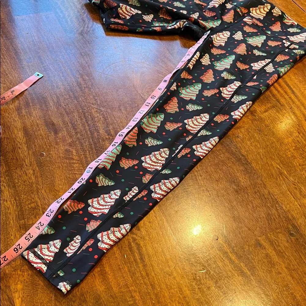 CVG Festive Leggings - Picture 3 of 6